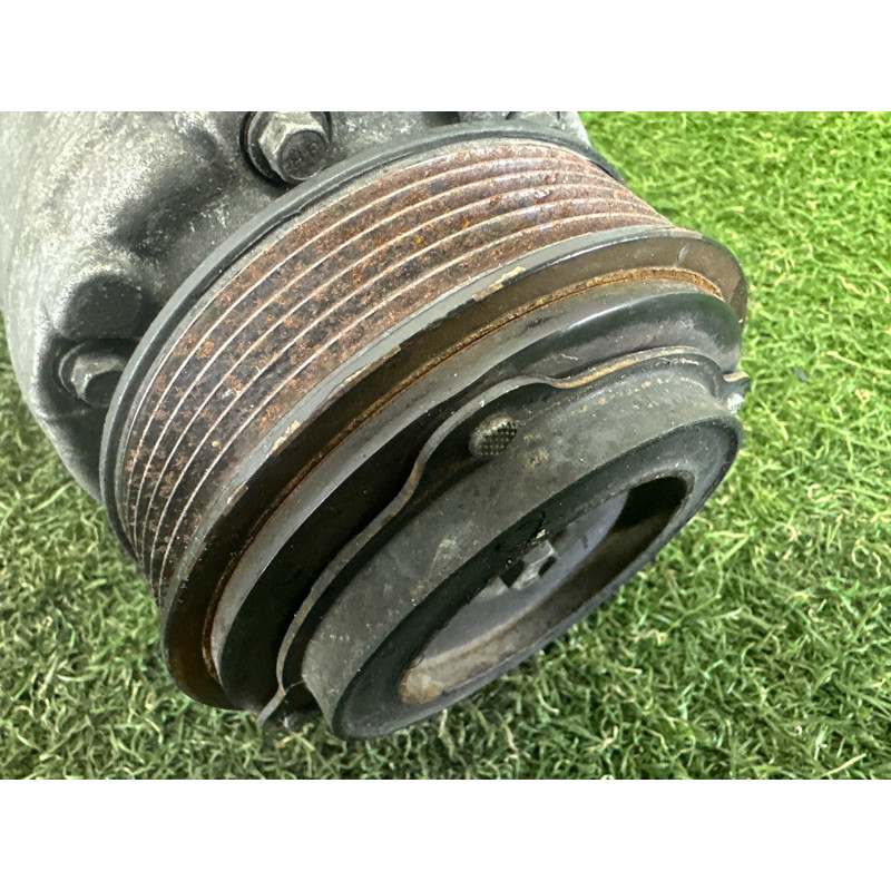 Компрессор кондиционера (отопление и кондиционирование) BMW 3-series F30 2015 2.0 64529330825