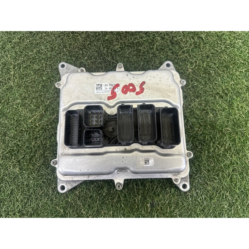 Блок управления двигателем (электрика / блоки управления) BMW 3-series F30 2015 2.0 12148664660