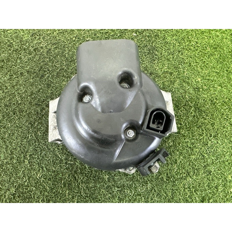 Генератор (электрика) BMW X5 F15 2015 4.4 12317606628