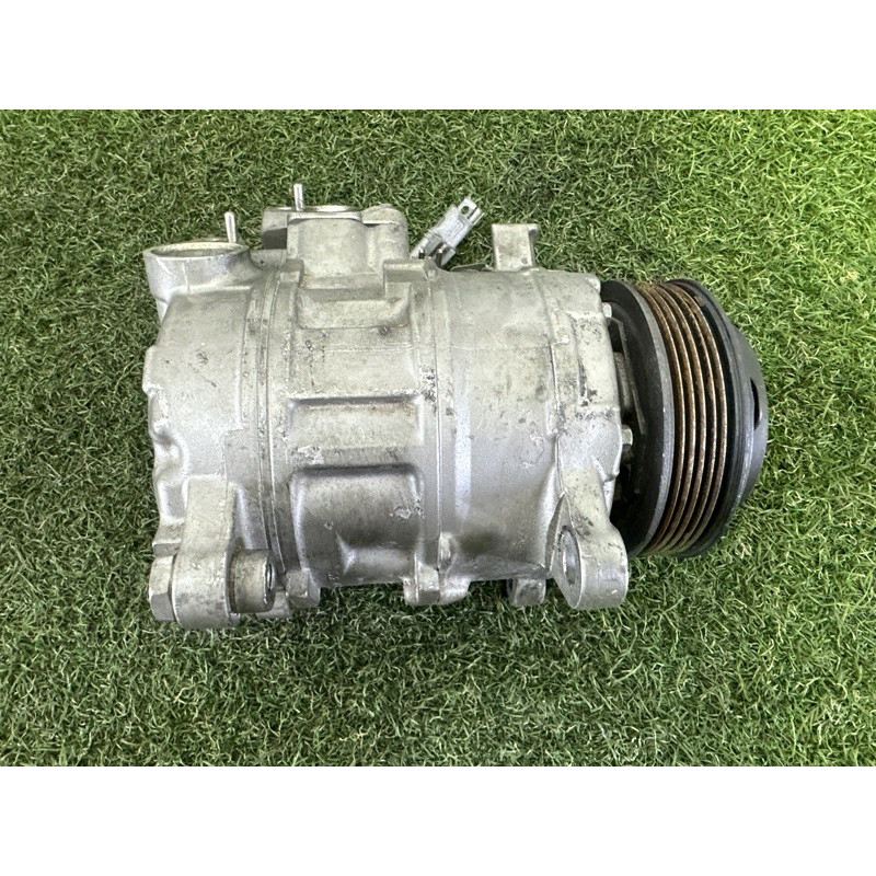 Компрессор кондиционера (отопление и кондиционирование) BMW 3-series F30 2013 2.0 64529399059