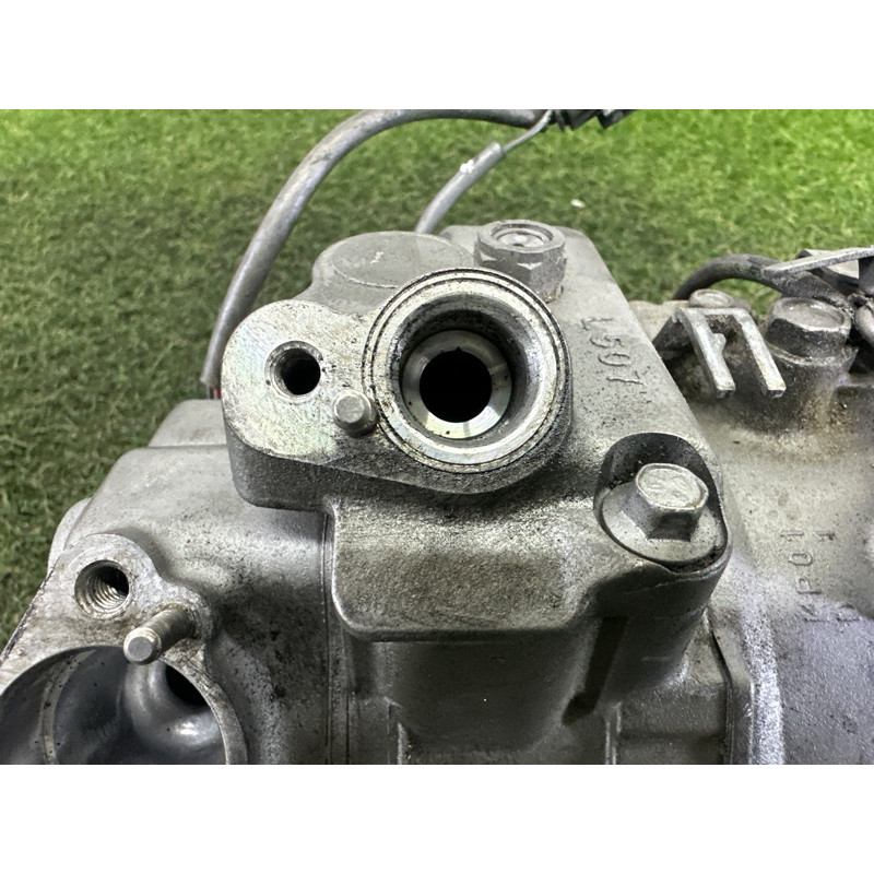 Компрессор кондиционера (отопление и кондиционирование) BMW 3-series F30 2013 2.0 64529399059