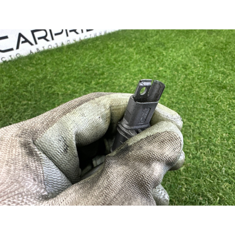 Компрессор кондиционера (отопление и кондиционирование) BMW 3-series F30 2013 2.0 64529399059