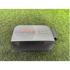 Лючок топливного бака