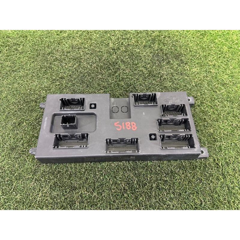 Модуль BCM (электрика / блоки управления) LAND ROVER RANGE ROVER Sport L494 2016 3.0 Diesel LR079621