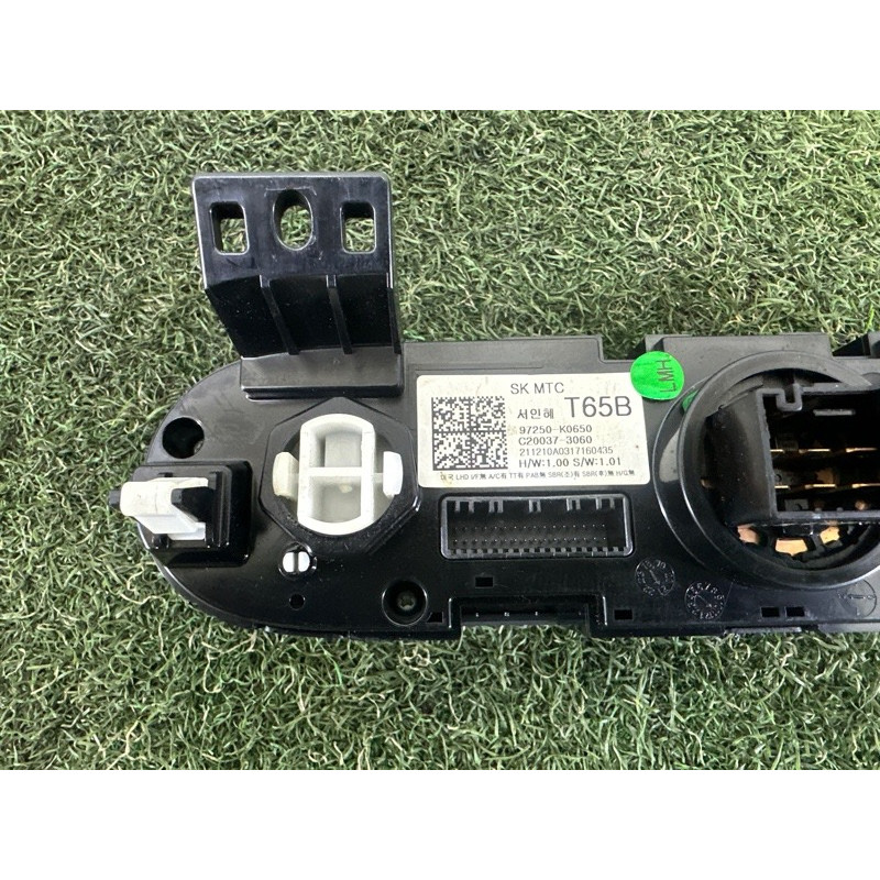 Панель управления климат-контролем (электрика / блоки управления) KIA Soul 3 2022 2.0 97250K0650WK