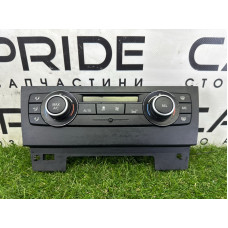 Панель управления климат-контролем