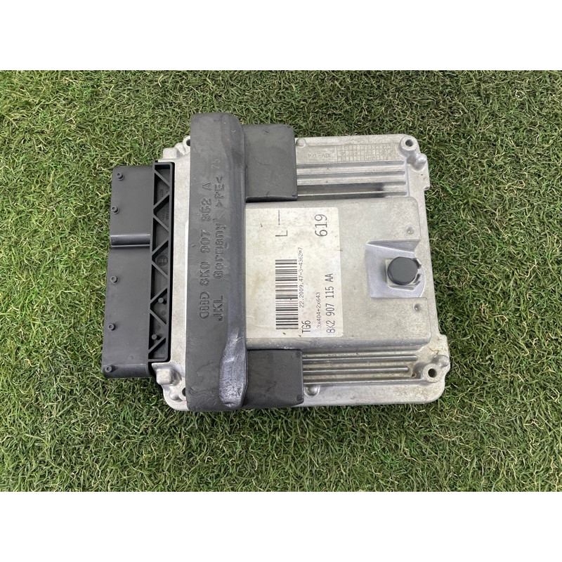 Блок управления двигателем (электрика / блоки управления) AUDI A4 B8 2010 2.0 CAEB 8K2907115AA