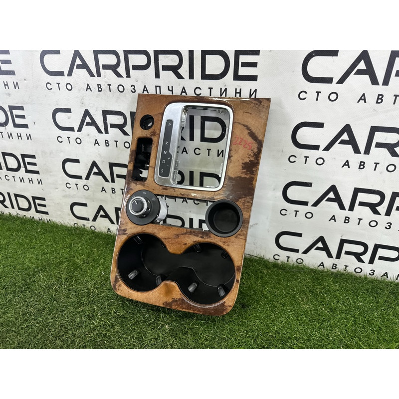 Декоративная накладка центральной консоли (салон) Volkswagen Touareg NF 2012 3.0 Hybrid CGFA 7P1863212GME1