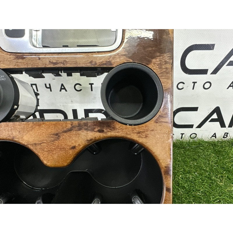 Декоративная накладка центральной консоли (салон) Volkswagen Touareg NF 2012 3.0 Hybrid CGFA 7P1863212GME1