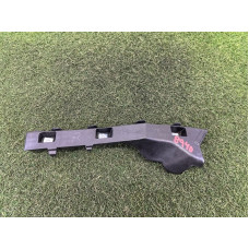 Крепление бампера