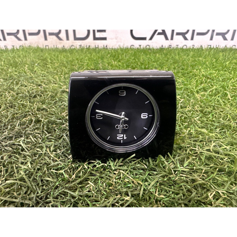 Часы (электрика) AUDI A8 D4 2011 4.2 CDRA 4H0919204G