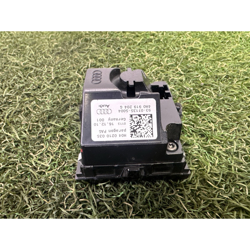 Часы (электрика) AUDI A8 D4 2011 4.2 CDRA 4H0919204G