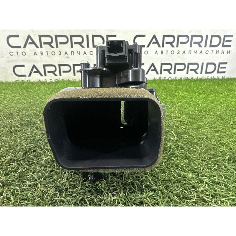 Дефлектор воздуховода (салон) AUDI A8 D4 2011 4.2 CDRA 4H1819354A