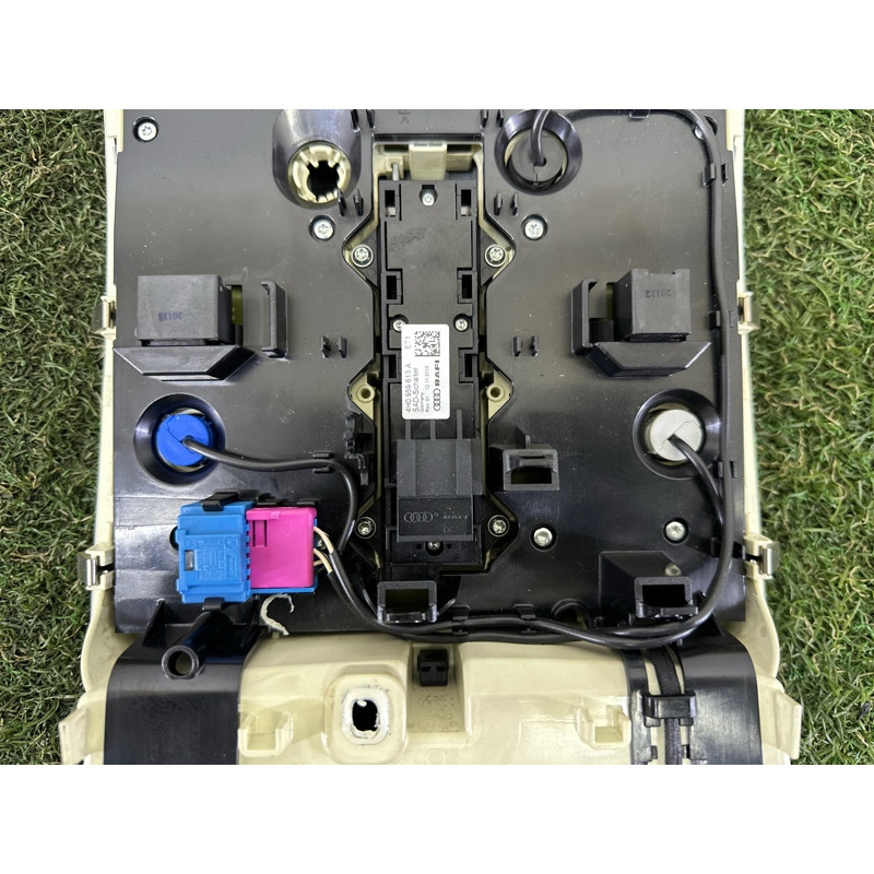 Плафон салона (салон) AUDI A8 D4 2011 4.2 CDRA 4H0947135BRET1
