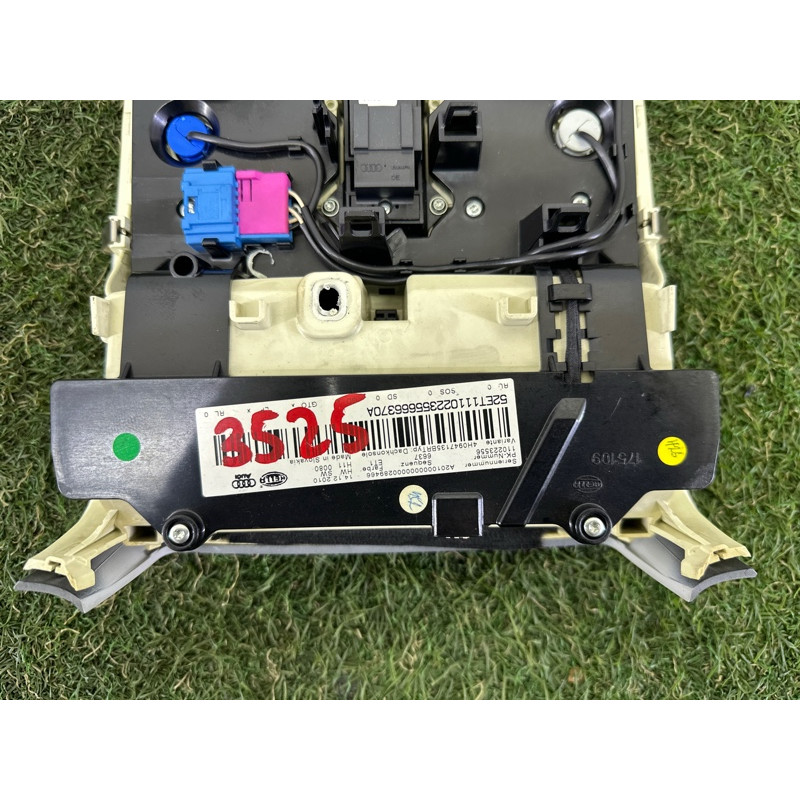 Плафон салона (салон) AUDI A8 D4 2011 4.2 CDRA 4H0947135BRET1