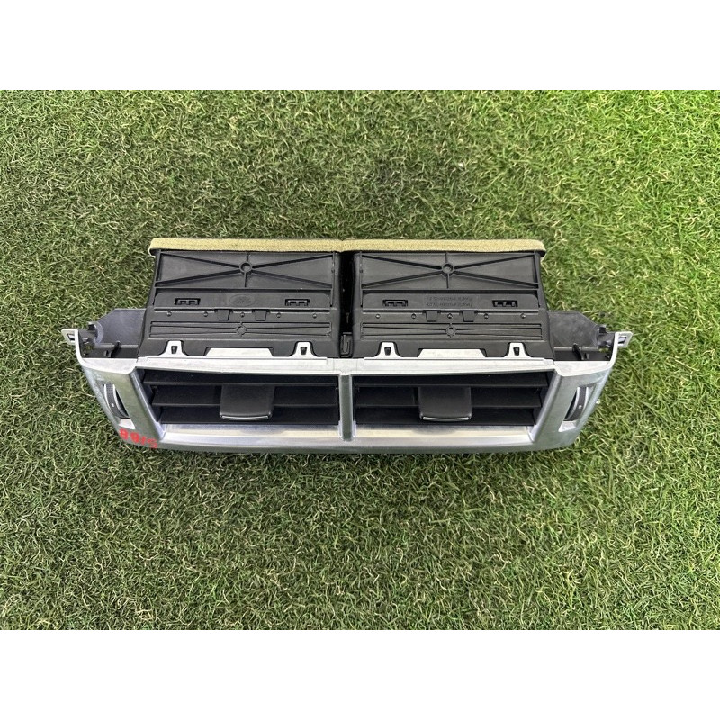 Воздуховод центральный (салон) LAND ROVER RANGE ROVER Sport L494 2016 3.0 Diesel LR044683