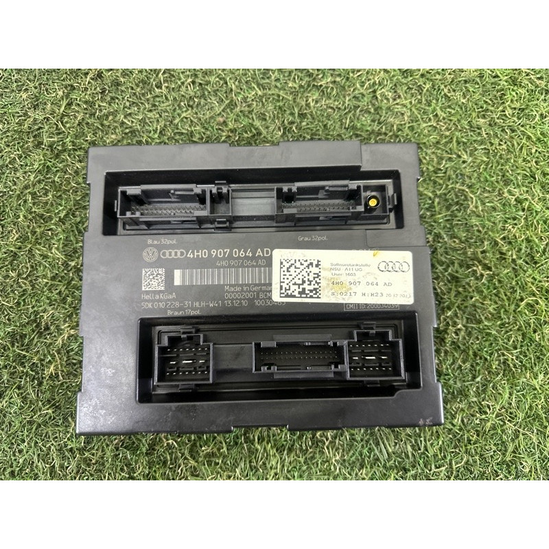 Блок комфорта (электрика / блоки управления) AUDI A8 D4 2011 4.2 CDRA 4H0907064AD
