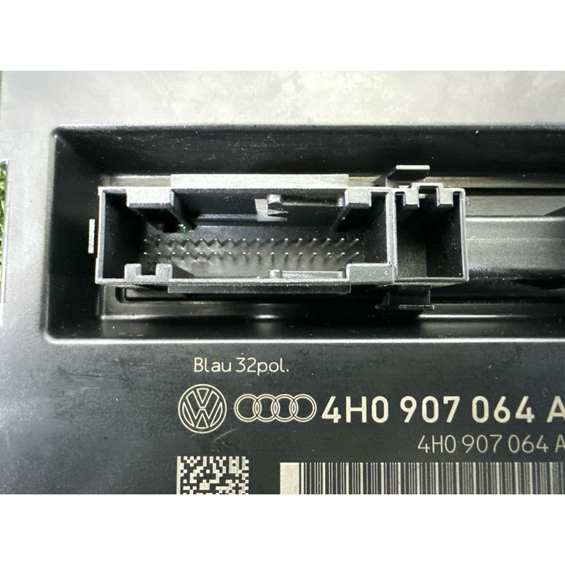 Блок комфорта (электрика / блоки управления) AUDI A8 D4 2011 4.2 CDRA 4H0907064AD