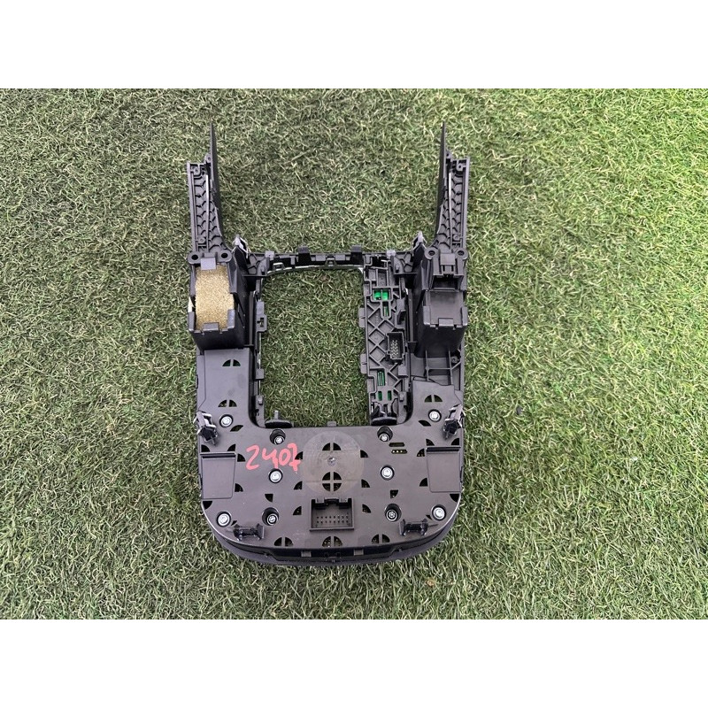 Панель управления мультимедиа (электрика / блоки управления) AUDI Q5 8R 2010 3.2 CALB 8T0919609FWFX