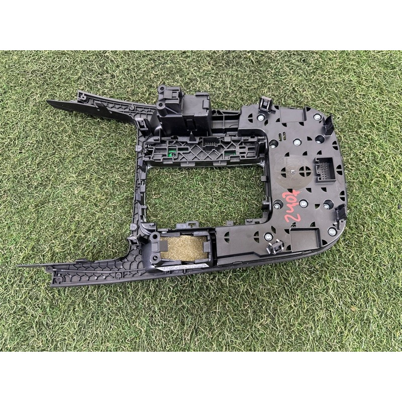 Панель управления мультимедиа (электрика / блоки управления) AUDI Q5 8R 2010 3.2 CALB 8T0919609FWFX