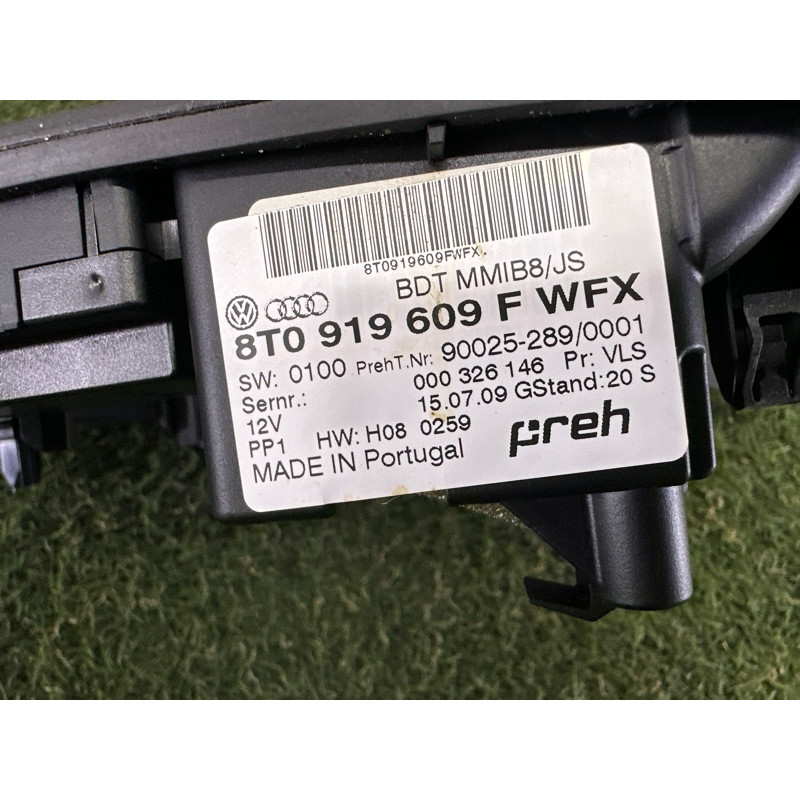 Панель управления мультимедиа (электрика / блоки управления) AUDI Q5 8R 2010 3.2 CALB 8T0919609FWFX