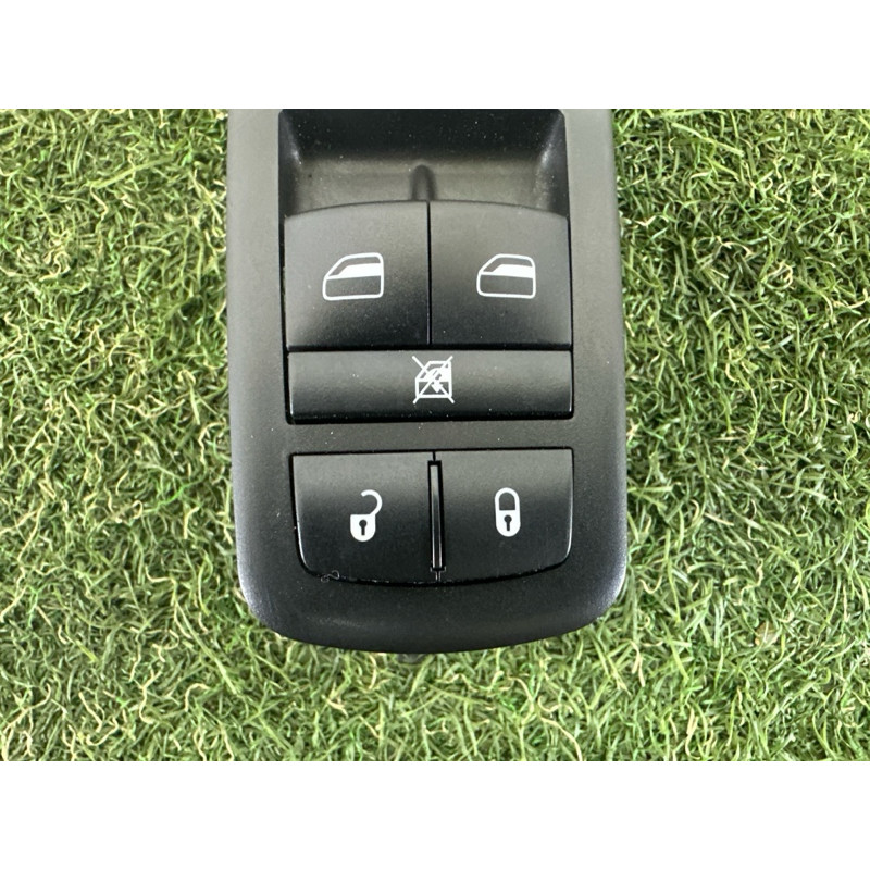 Блок кнопок стеклоподъемников (электрика / кнопки) Jeep Grand Cherokee WK2 2018 3.6 68319802AA