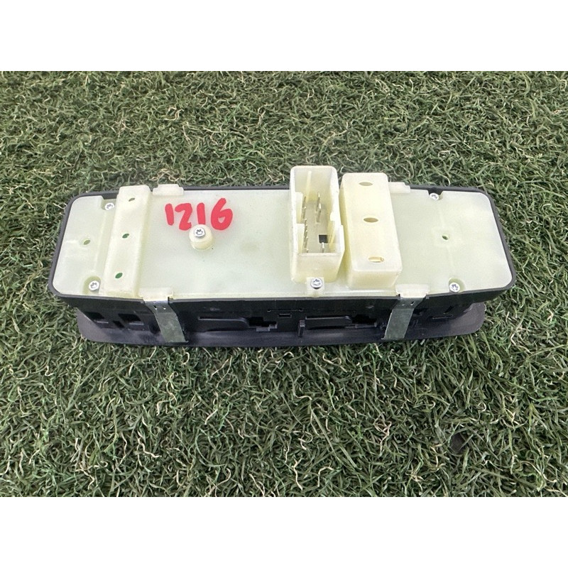 Блок кнопок стеклоподъемников (электрика / кнопки) Jeep Grand Cherokee WK2 2018 3.6 68319802AA