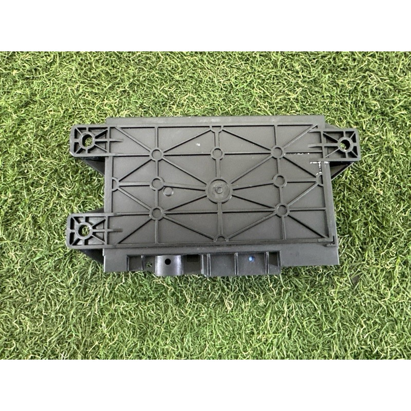 Блок телематики (электрика / блоки управления) LAND ROVER RANGE ROVER Sport L494 2016 3.0 Diesel LR084928