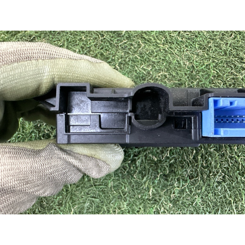 Блок телематики (электрика / блоки управления) LAND ROVER RANGE ROVER Sport L494 2016 3.0 Diesel LR084928