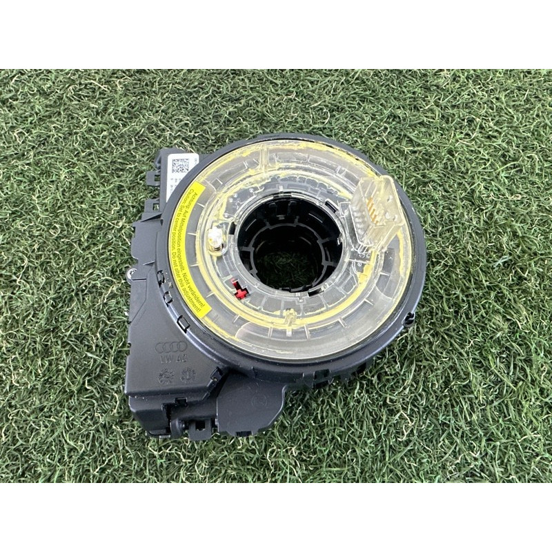 Подрулевой шлейф (электрика) AUDI A4 B8 2010 2.0 CAEB 8K0953568G