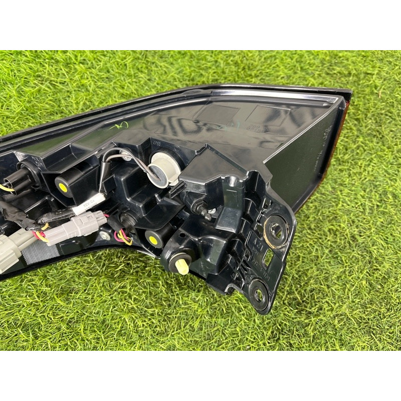 Задний фонарь (оптика) Nissan Rogue T33 2023 1.5 KR15DDT 265556RR0C