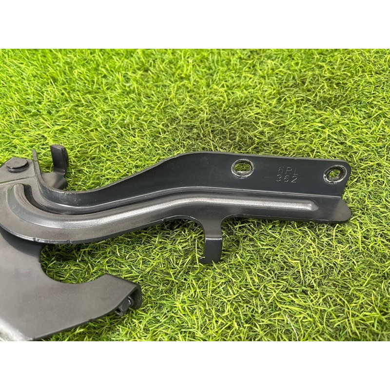 Петля капота (кузов и элементы) Nissan Rogue T33 2023 1.5 KR15DDT 654016RA0A