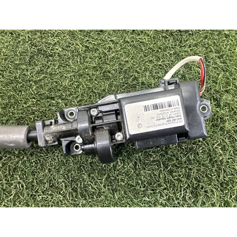 Кронштейн ремня безопасности (салон) AUDI A8 D4 2011 4.2 CDRA 4H0857833