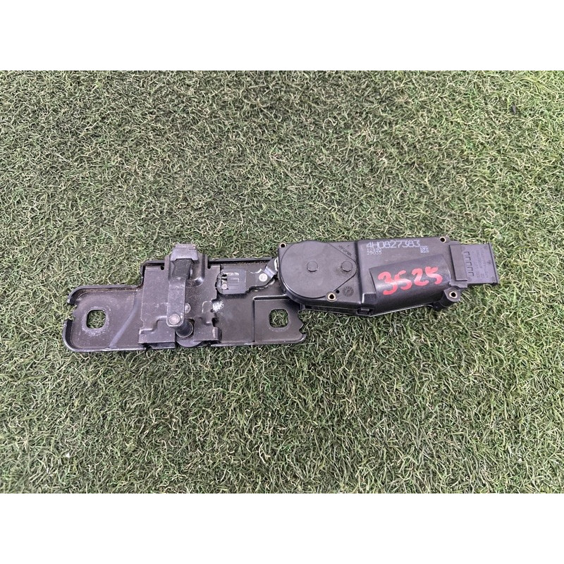 Привод двери багажника (электрика) AUDI A8 D4 2011 4.2 CDRA 4H0827383A