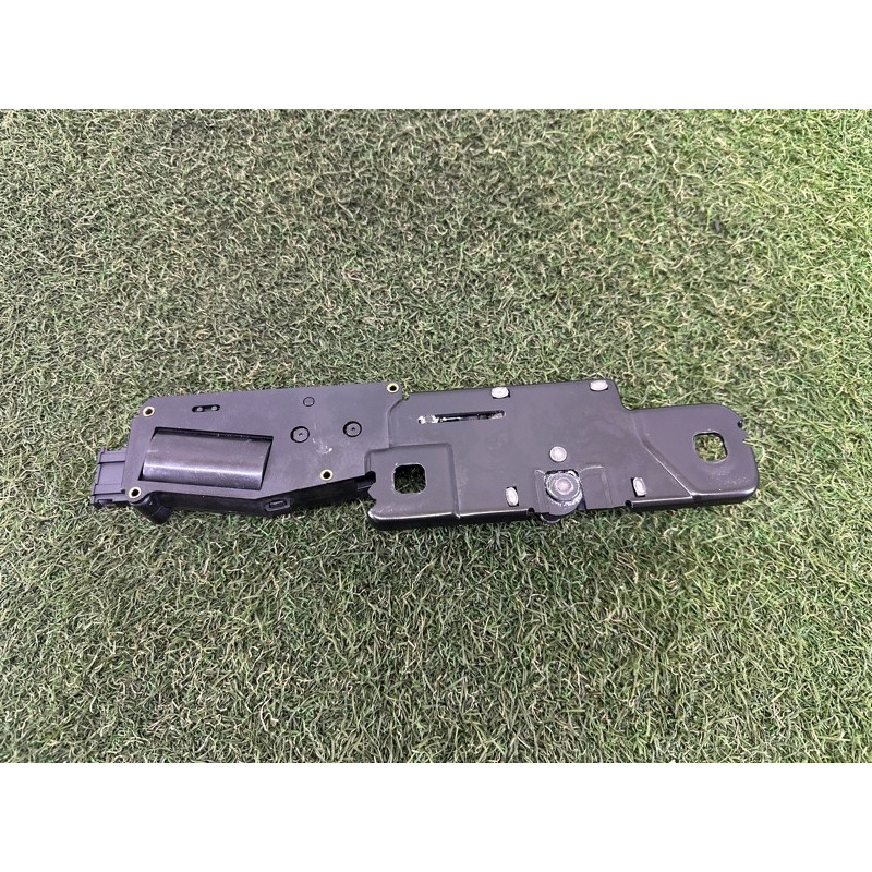 Привод двери багажника (электрика) AUDI A8 D4 2011 4.2 CDRA 4H0827383A