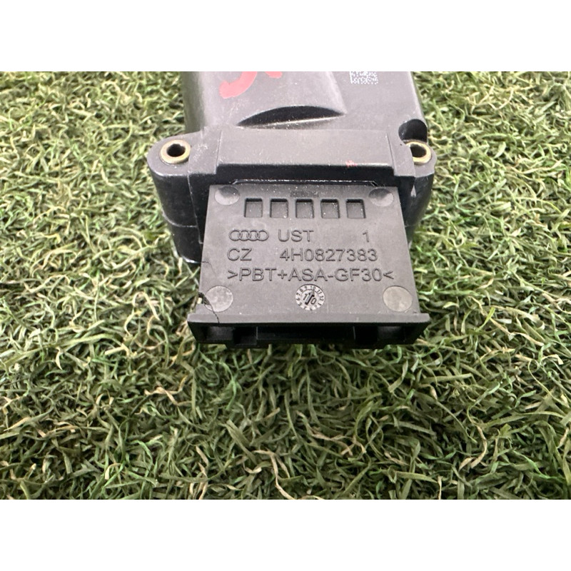 Привод двери багажника (электрика) AUDI A8 D4 2011 4.2 CDRA 4H0827383A