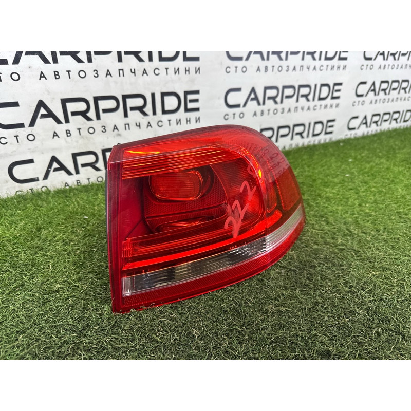 Задний фонарь (оптика) Volkswagen Touareg NF 2012 3.0 Hybrid CGFA 7P6945096E