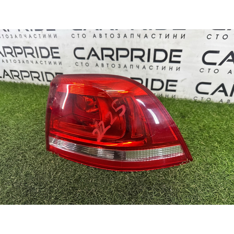 Задний фонарь (оптика) Volkswagen Touareg NF 2012 3.0 Hybrid CGFA 7P6945096E