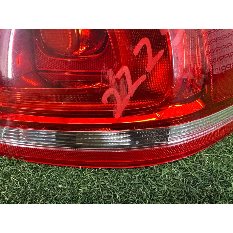 Задний фонарь (оптика) Volkswagen Touareg NF 2012 3.0 Hybrid CGFA 7P6945096E