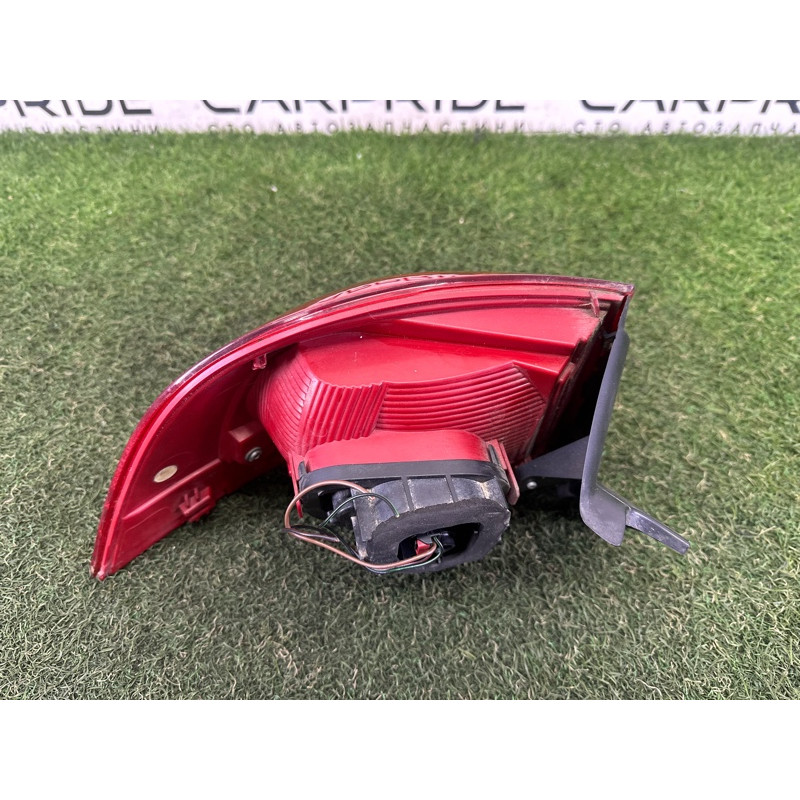 Задний фонарь (оптика) Volkswagen Touareg NF 2012 3.0 Hybrid CGFA 7P6945096E