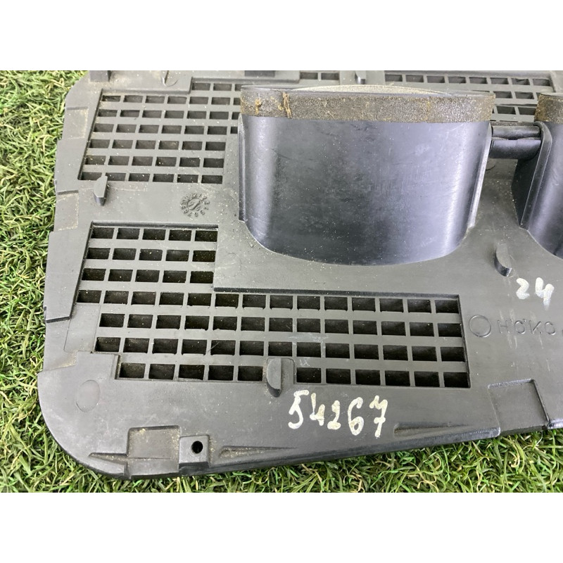 Решетка обдува лобового стекла (салон) BMW 5-series E34 1994 M43b18 64221384066
