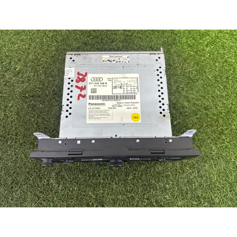 Блок управления мультимедиа (электрика / блоки управления) AUDI A4 B8 2010 2.0 CAEB 8T1035186R