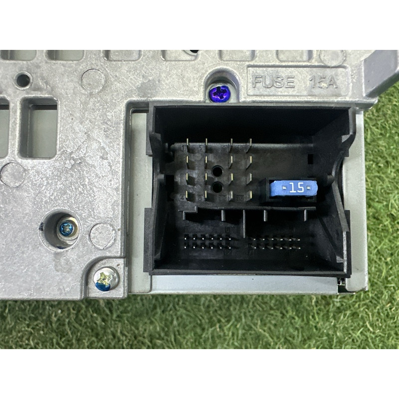 Блок управления мультимедиа (электрика / блоки управления) AUDI A4 B8 2010 2.0 CAEB 8T1035186R