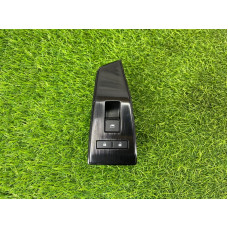 Кнопка стеклоподъемника