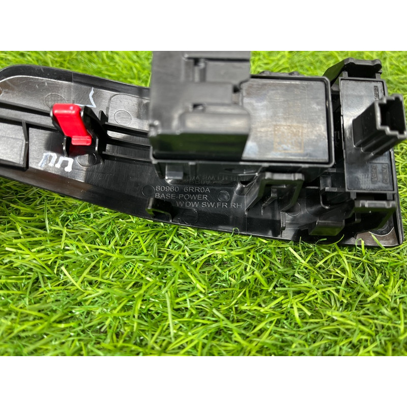 Кнопка стеклоподъемника (электрика / кнопки) Nissan Rogue T33 2023 1.5 KR15DDT 254116XJ0B