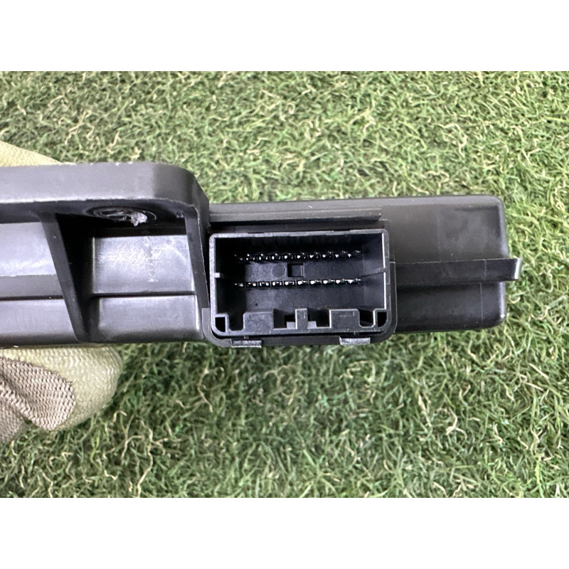 Блок бесключевого доступа (электрика / блоки управления) Jeep Grand Cherokee WK2 2018 3.6 68343278AC