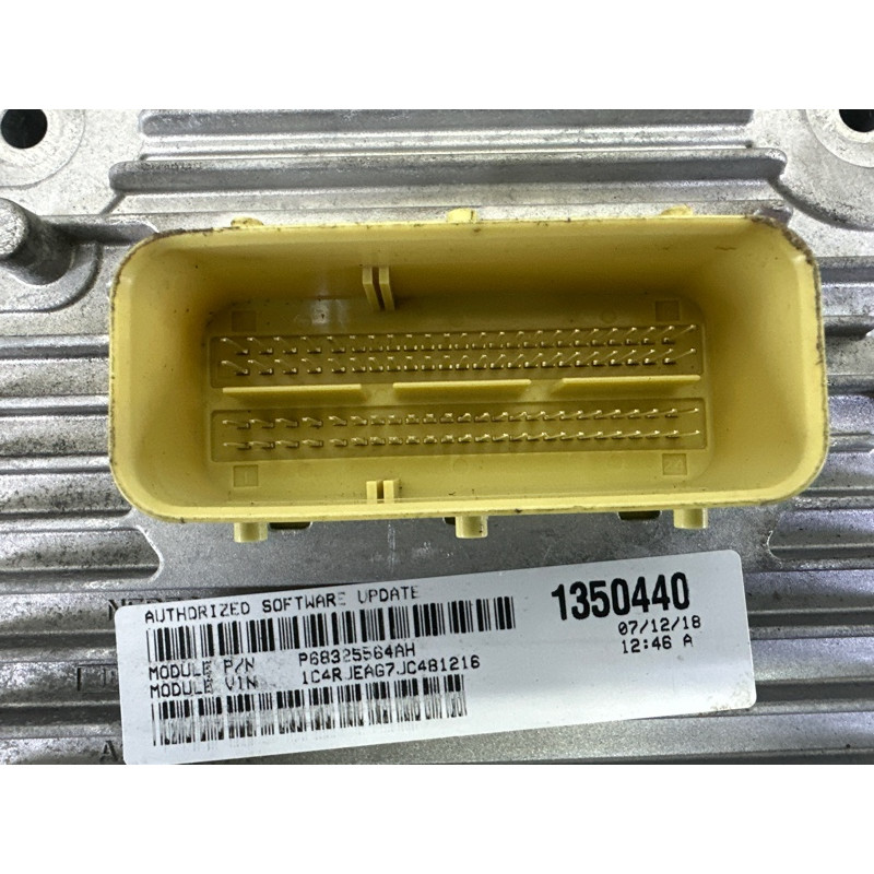 Блок управления двигателем (электрика / блоки управления) Jeep Grand Cherokee WK2 2018 3.6 68330924AA