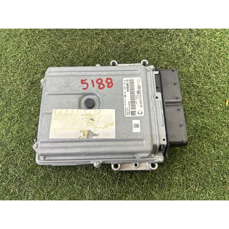 Блок управления двигателем (электрика / блоки управления) LAND ROVER RANGE ROVER Sport L494 2016 3.0 Diesel LR090831