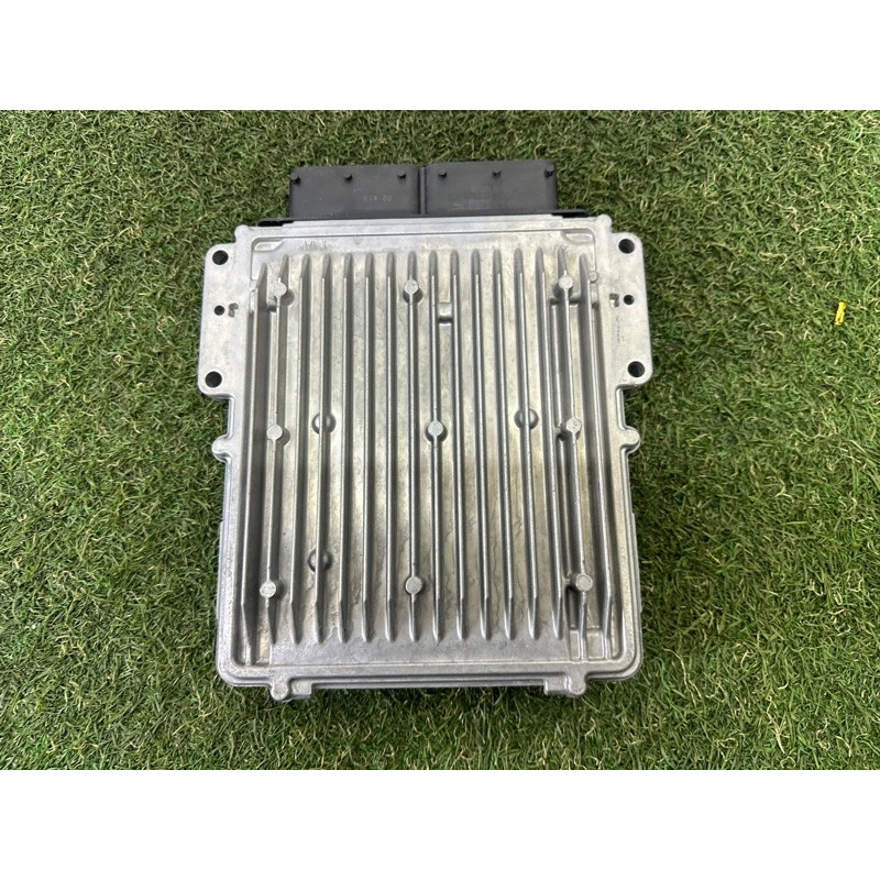 Блок управления двигателем (электрика / блоки управления) LAND ROVER RANGE ROVER Sport L494 2016 3.0 Diesel LR090831