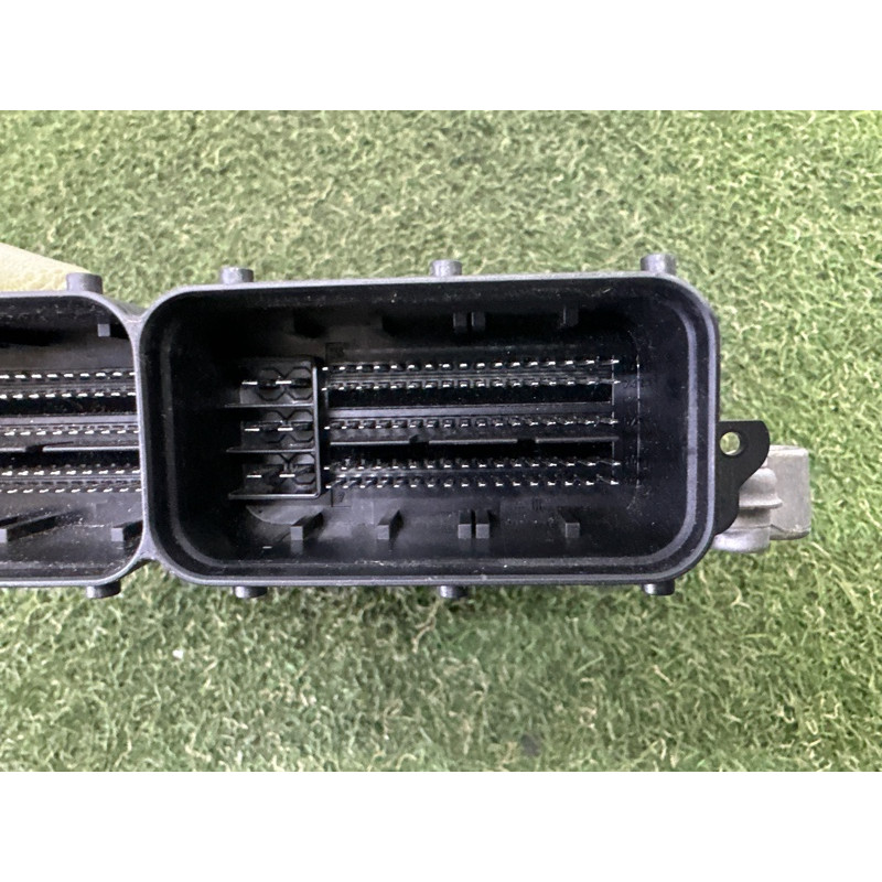 Блок управления двигателем (электрика / блоки управления) LAND ROVER RANGE ROVER Sport L494 2016 3.0 Diesel LR090831